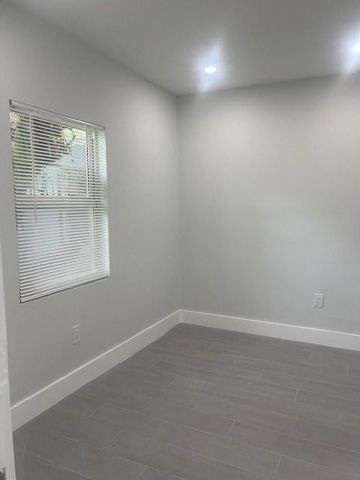 12322 NE 6th Avenue 3, North Miami, FL 33161