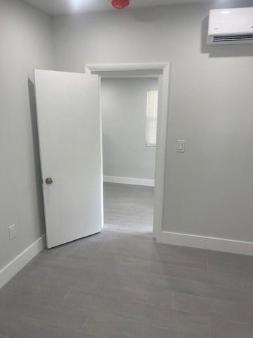 12322 NE 6th Avenue 3, North Miami, FL 33161