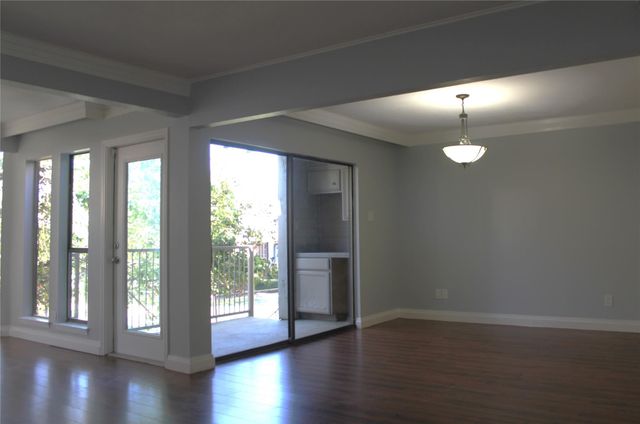 108 World Of Tennis SQ 108C, Lakeway, TX 78738