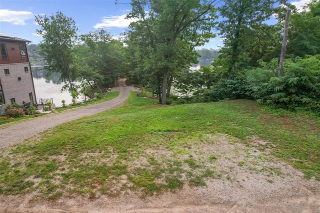 000 Cushing Street, Lake Orion, MI 48362