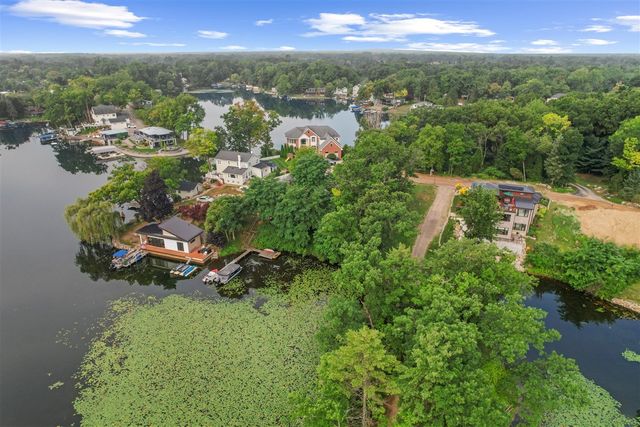 000 Cushing Street, Lake Orion, MI 48362
