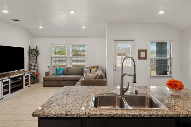 2410 Lupton Street, Anna, TX 75409