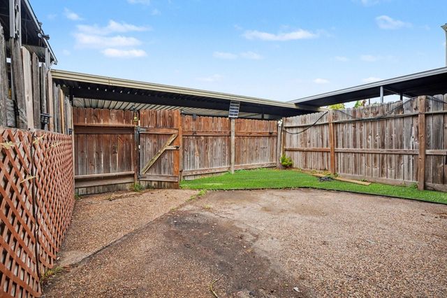 1318 Ward Road, Baytown, TX 77520