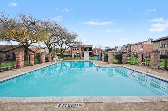 1318 Ward Road, Baytown, TX 77520