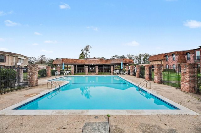 1318 Ward Road, Baytown, TX 77520