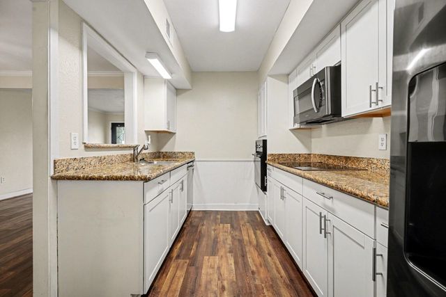 1318 Ward Road, Baytown, TX 77520