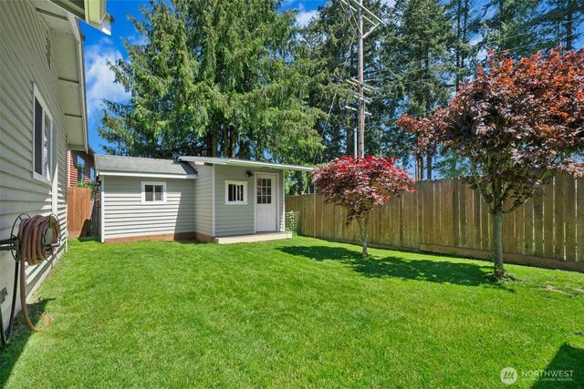 1802 70th Place SE, Everett, WA 98203