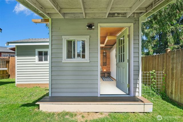 1802 70th Place SE, Everett, WA 98203