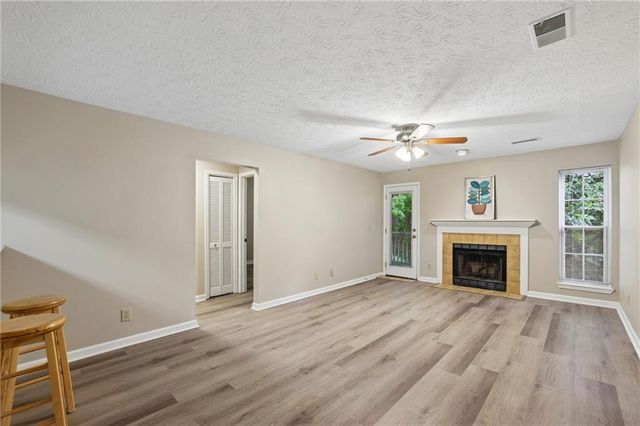 436 Teal Court, Roswell, GA 30076