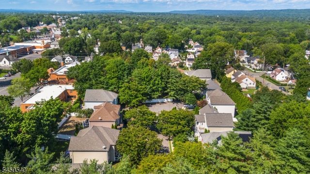 1080 Quigley Ct, Teaneck Twp., NJ 07666