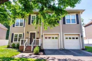1080 Quigley Ct, Teaneck Twp., NJ 07666