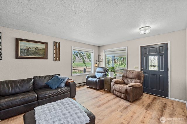 93 Warren Road, Tonasket, WA 98855