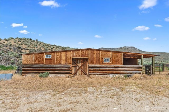 93 Warren Road, Tonasket, WA 98855