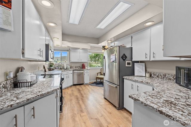 93 Warren Road, Tonasket, WA 98855