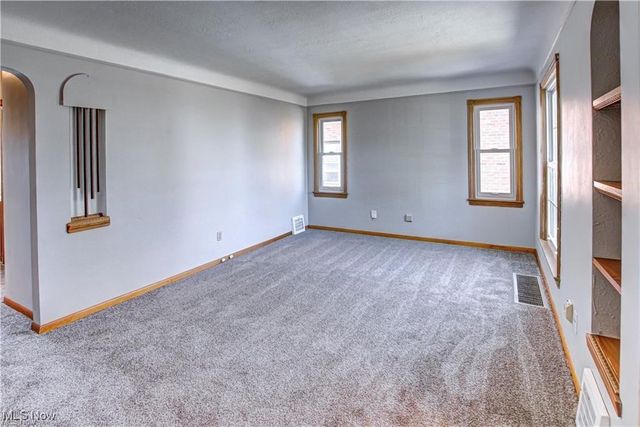 7611 Ivandale Drive, Parma, OH 44129