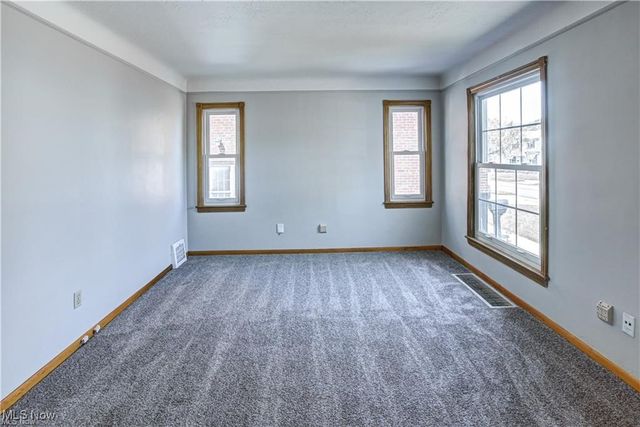 7611 Ivandale Drive, Parma, OH 44129