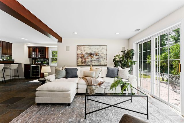 5175 N Dixboro Road, Ann Arbor, MI 48105
