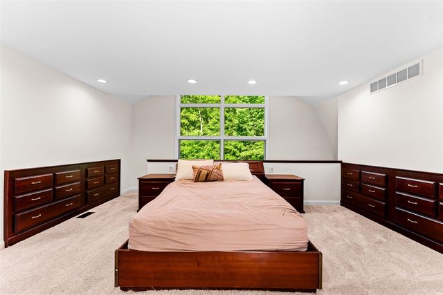 5175 N Dixboro Road, Ann Arbor, MI 48105
