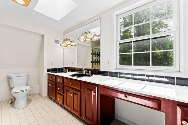 5175 N Dixboro Road, Ann Arbor, MI 48105