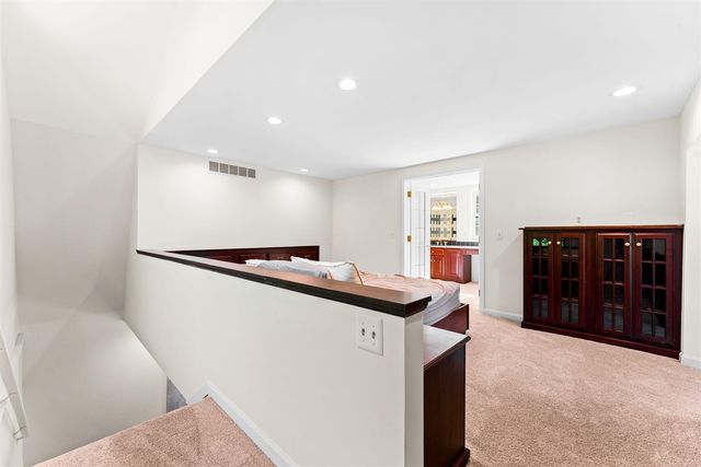 5175 N Dixboro Road, Ann Arbor, MI 48105