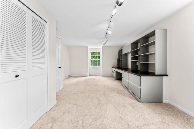 5175 N Dixboro Road, Ann Arbor, MI 48105