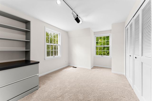 5175 N Dixboro Road, Ann Arbor, MI 48105