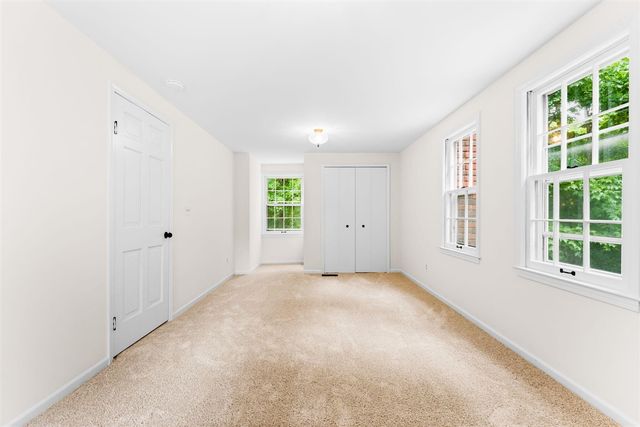 5175 N Dixboro Road, Ann Arbor, MI 48105