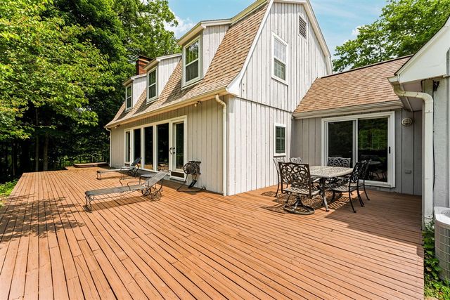 5175 N Dixboro Road, Ann Arbor, MI 48105