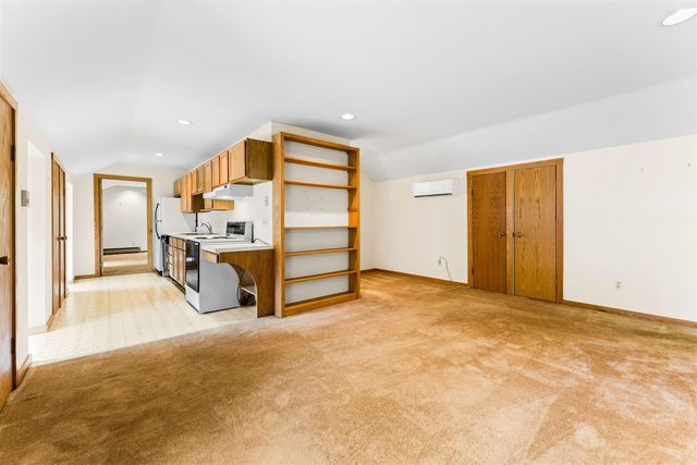 5175 N Dixboro Road, Ann Arbor, MI 48105