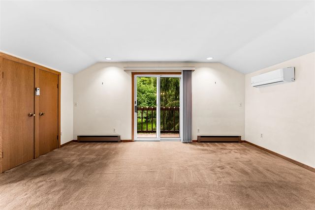 5175 N Dixboro Road, Ann Arbor, MI 48105