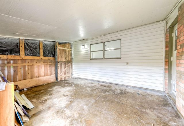 2809 5th Avenue N, Texas City, TX 77590