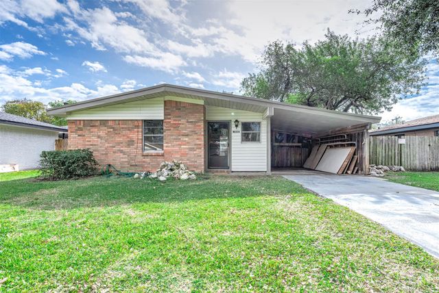 2809 5th Avenue N, Texas City, TX 77590