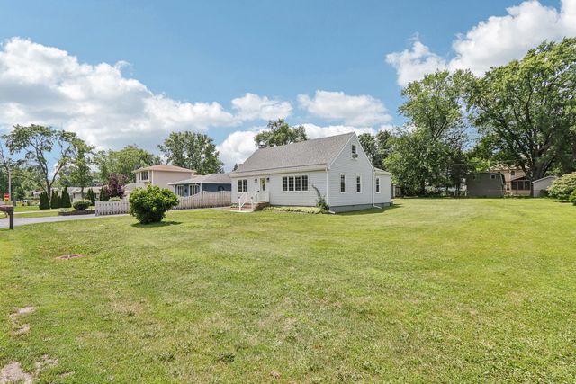 3816 N Washington Street, Westmont, IL 60559