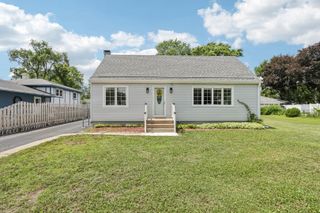 3816 N Washington Street, Westmont, IL 60559