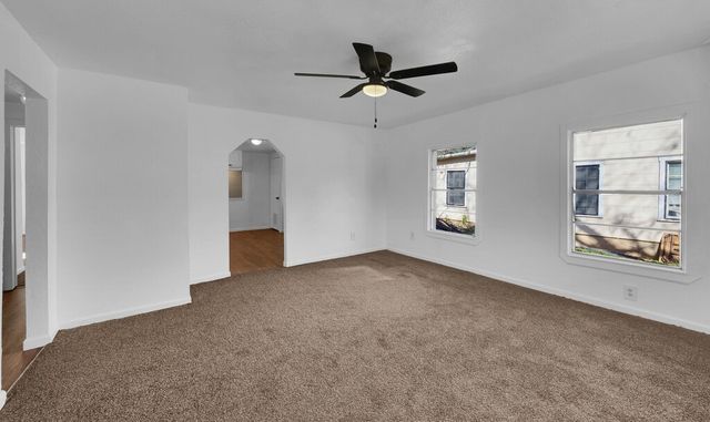 927 Oakwood Avenue, Waco, TX 76706