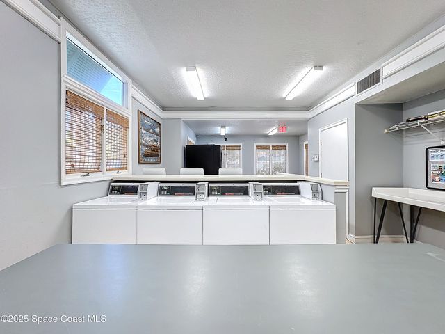 7667 N Wickham Road 1515, Melbourne, FL 32940