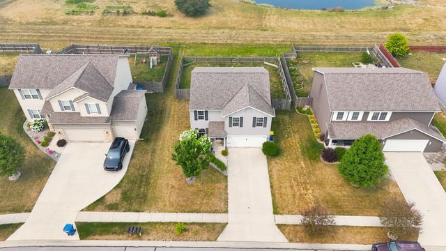 2018 Greyson Drive, Auburn, IN 46706
