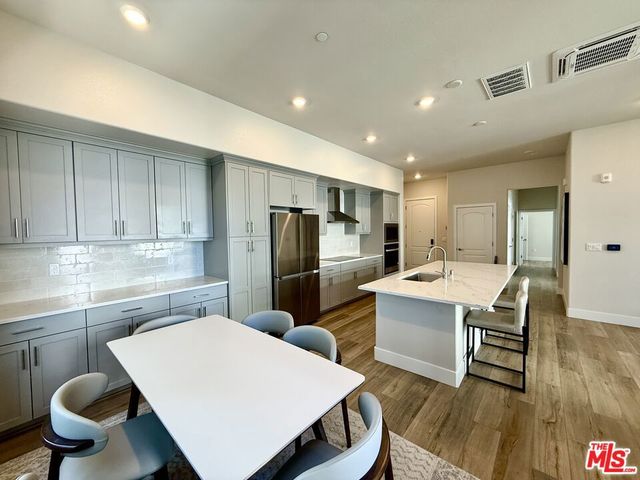 3356 Petunia Court 403, San Jose, CA 95117