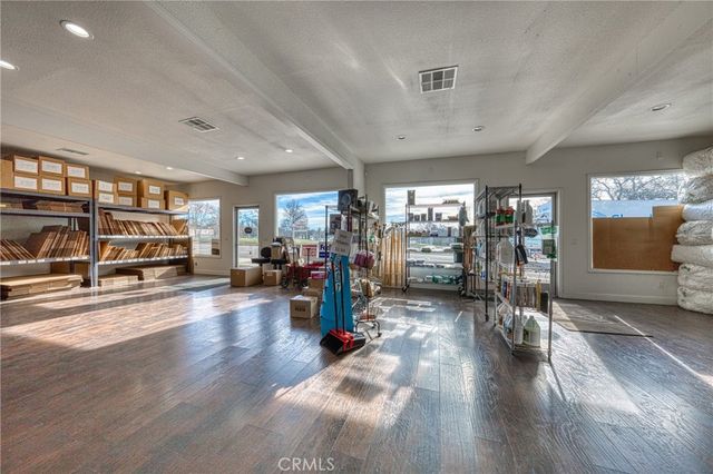 14802 Lakeshore Drive, Clearlake, CA 95422