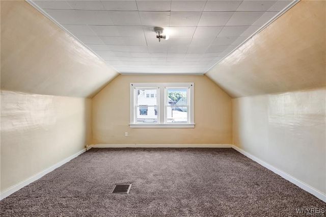 1046 East Ferry Street N, Buffalo, NY 14211