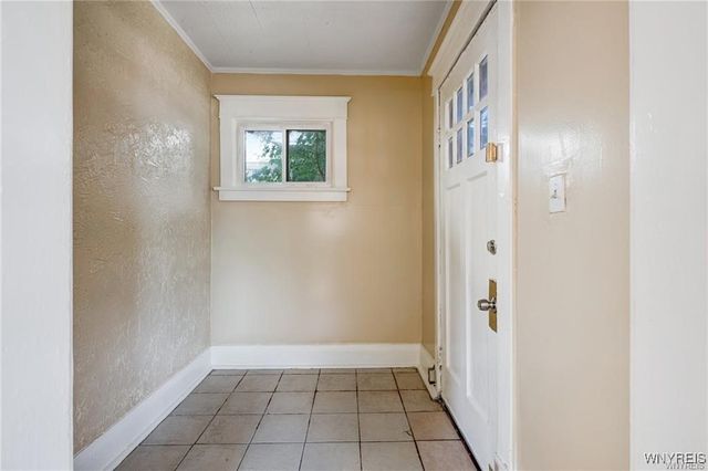 1046 East Ferry Street N, Buffalo, NY 14211