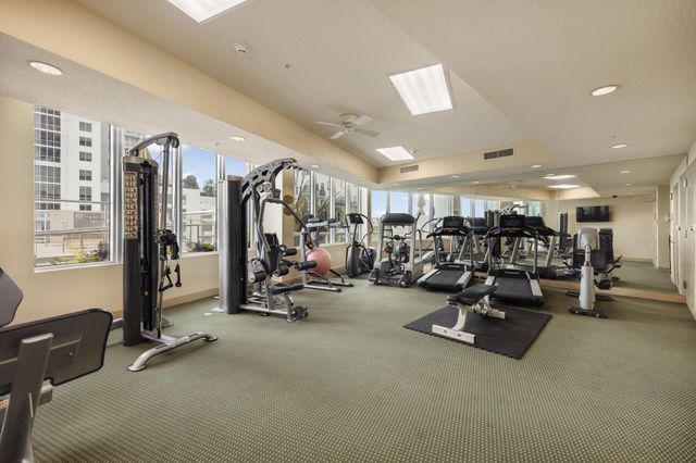 111 SE 8th Ave PH-1701, Fort Lauderdale, FL 33301