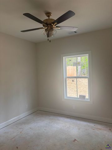 105 Parker Lane, Centerville, GA 31028