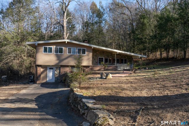 206 North Moodus Road, East Hampton, CT 06469