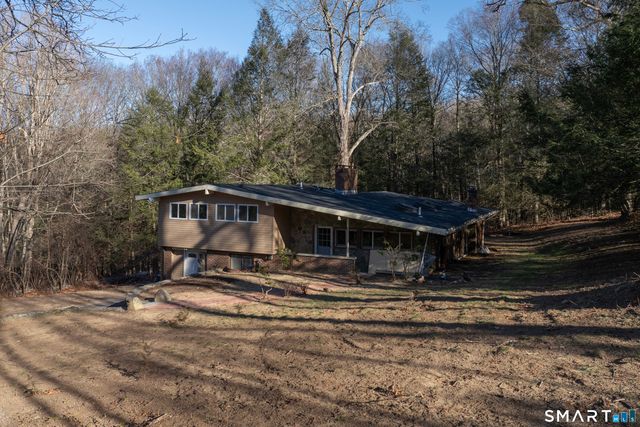 206 North Moodus Road, East Hampton, CT 06469