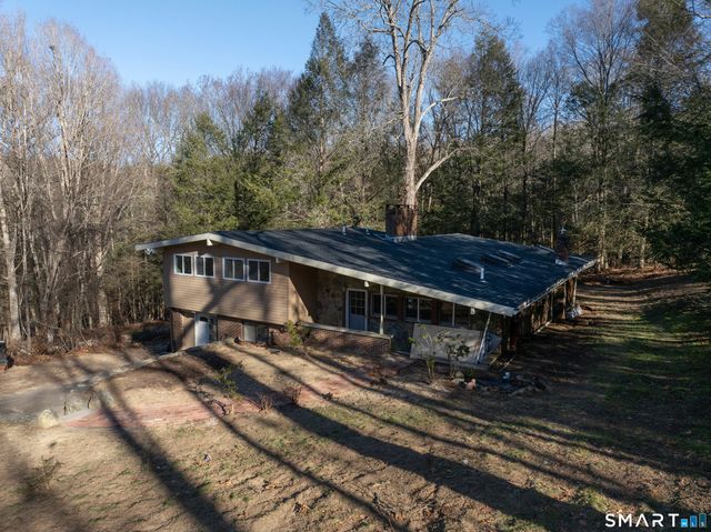 206 North Moodus Road, East Hampton, CT 06469