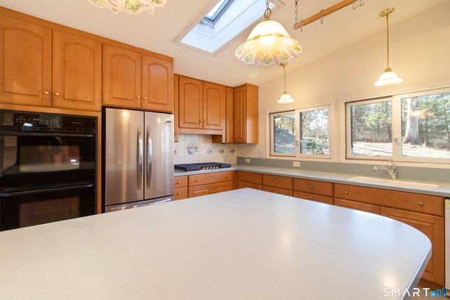 206 North Moodus Road, East Hampton, CT 06469