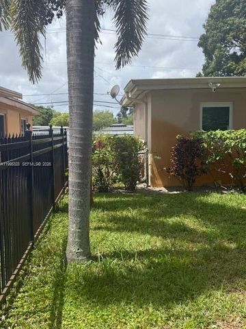 16300 NW 21st Ave, Miami Gardens, FL 33054