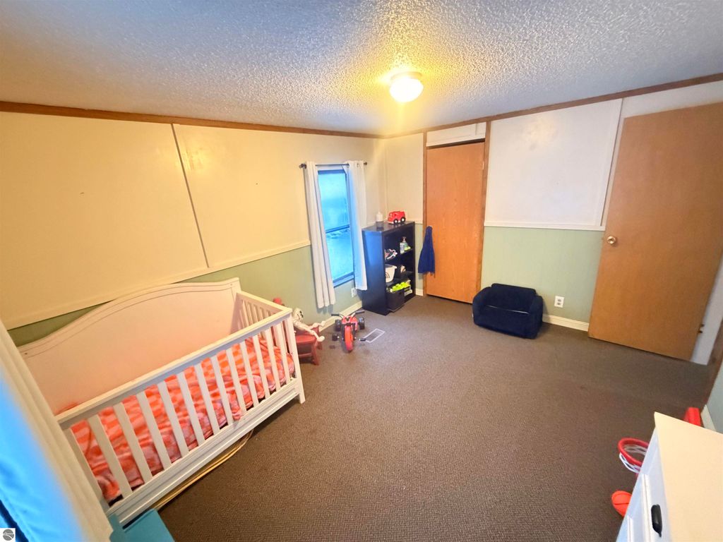 Image 19 of property listing at 452 Elm Street # 6, Breckenridge, MI 48615