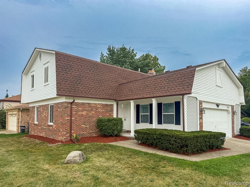 2863 Continental Drive, Troy, MI 48083